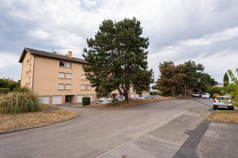 Appartement - 80 m² - 4 pièces