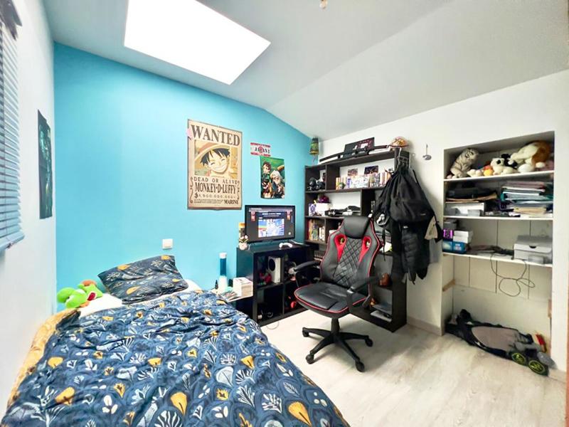 Maison - 96 m² - 5 pièces