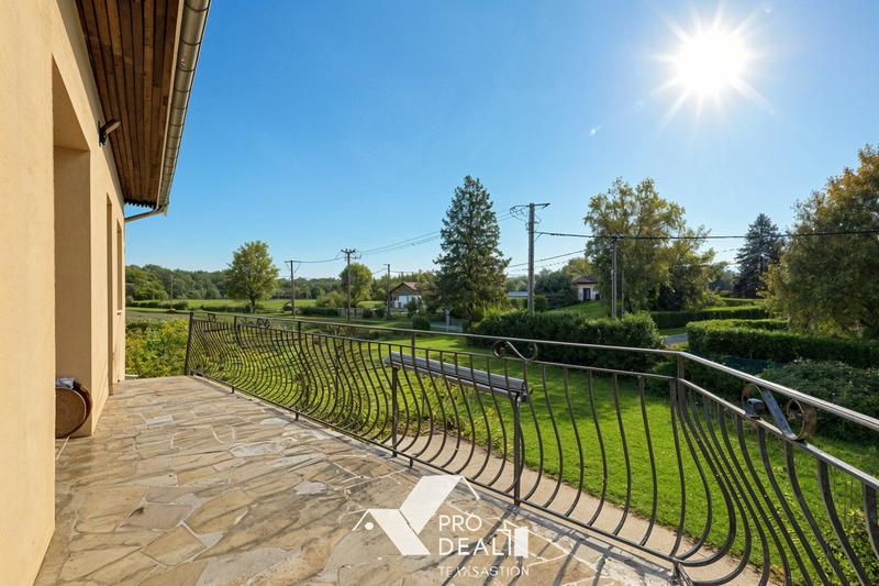 Appartement - 106 m² - 4 pièces