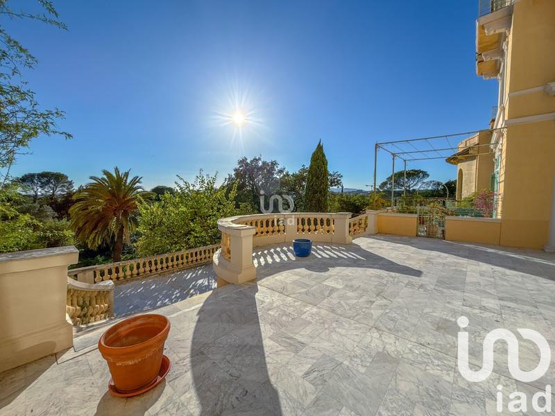 Appartement - 135 m² - 4 pièces