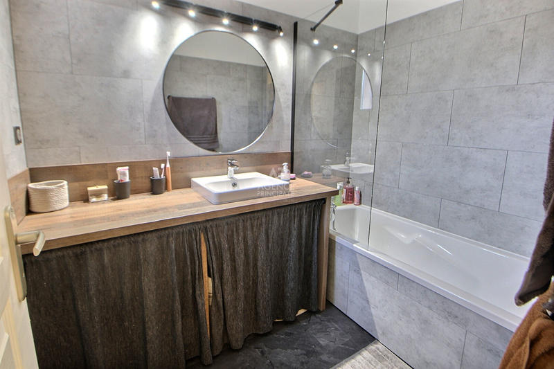 Maison - 134 m² - 6 pièces