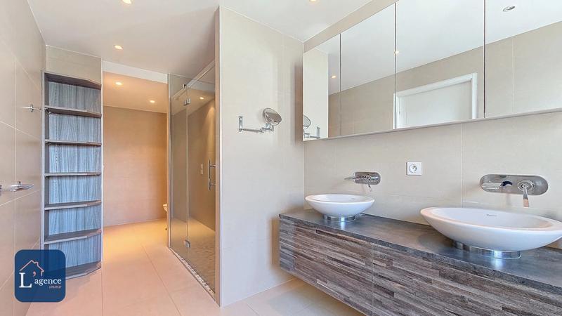 Duplex - 122 m² - 5 pièces