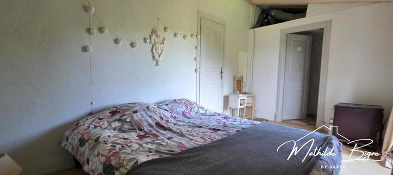 Maison - 234 m² - 11 pièces