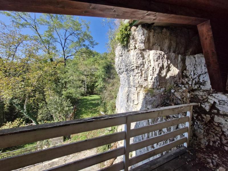 Immeuble - 180 m² - 9 pièces