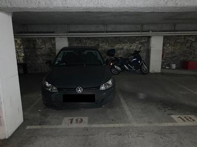 Parking / Garage - 12 m²