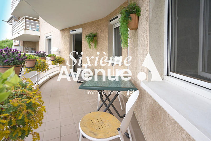 Appartement - 67 m² - 2 pièces