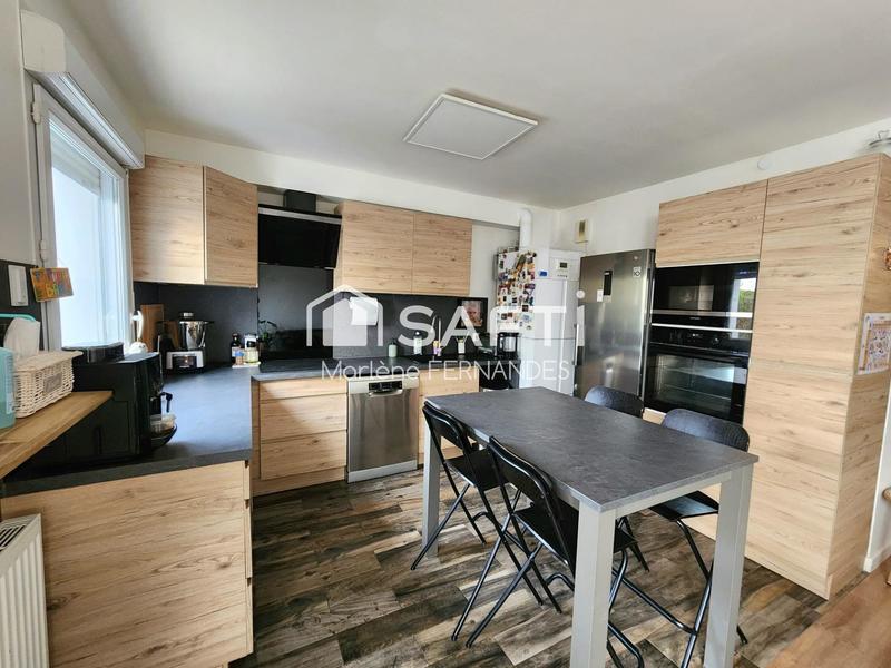 Maison - 85 m² - 4 pièces