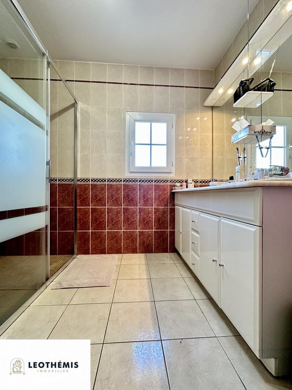 Maison - 134 m² - 5 pièces