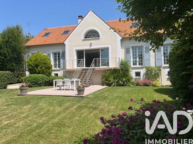 Maison de maîtres - 225 m² - 9 pièces