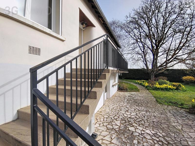 Maison - 146 m² - 8 pièces