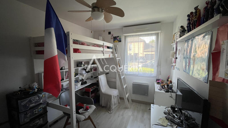 Maison - 90 m² - 5 pièces