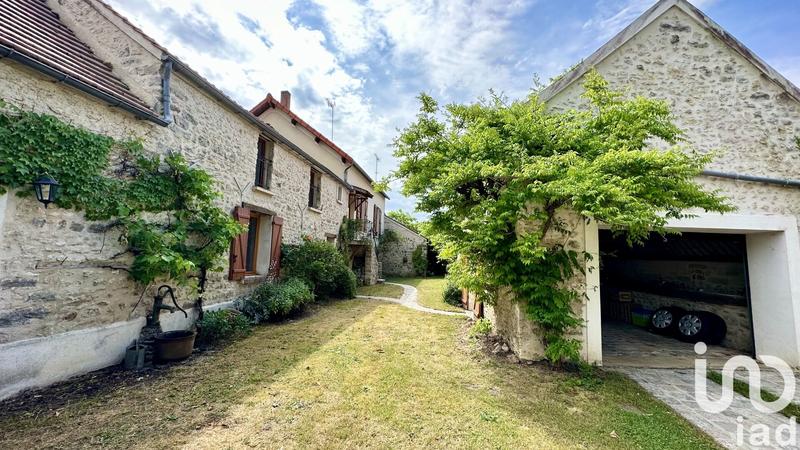 Maison - 177 m² - 7 pièces