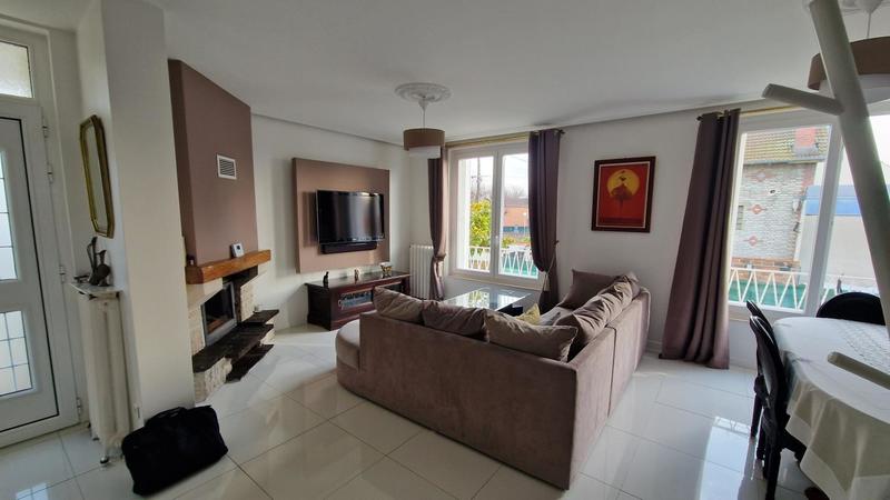 Maison - 130 m² - 6 pièces