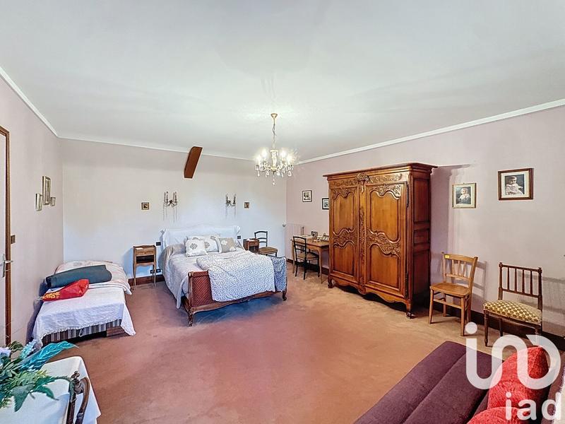 Maison - 306 m² - 8 pièces