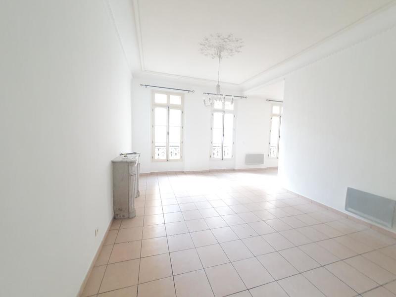 Appartement - 93 m² - 4 pièces