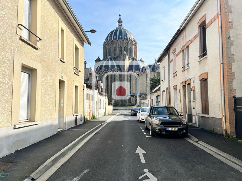 Maison - 65 m² - 5 pièces