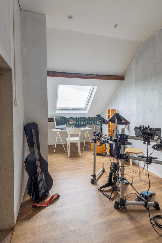 Maison ancienne - 197 m² - 7 pièces