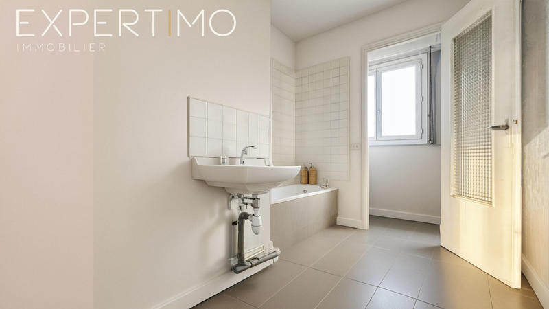 Appartement - 72 m² - 4 pièces