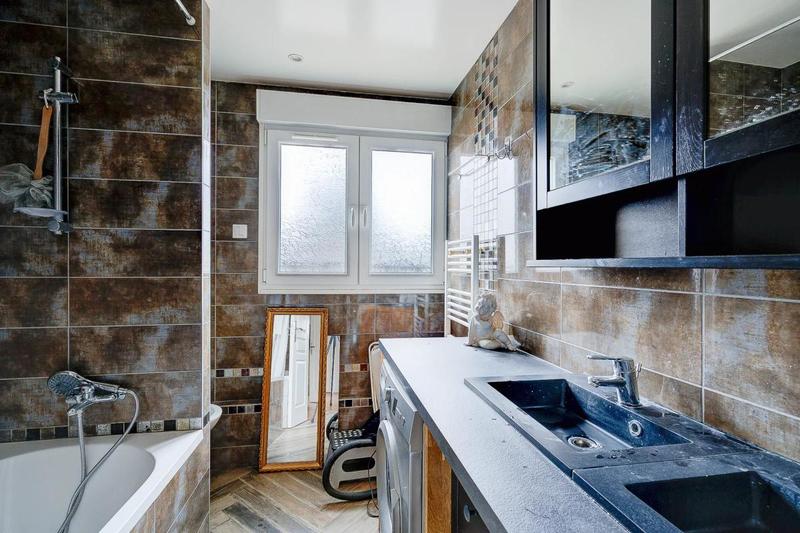 Maison - 150 m² - 5 pièces