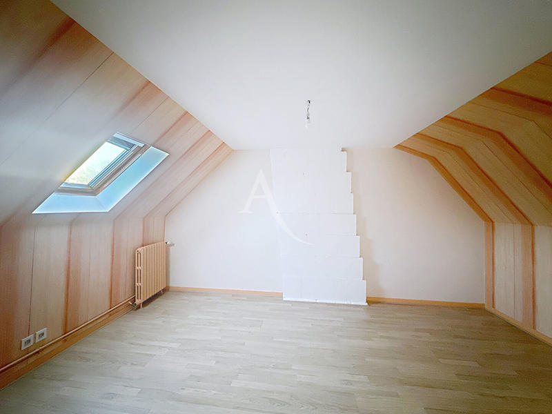 Maison - 139 m² - 6 pièces