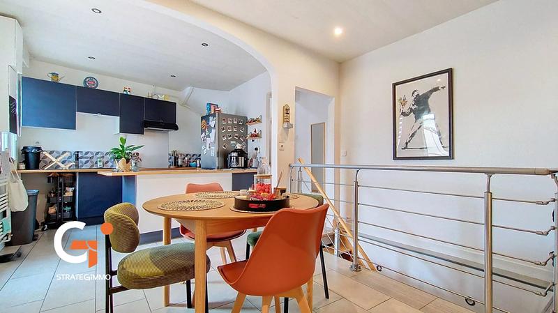 Maison - 80 m² - 5 pièces