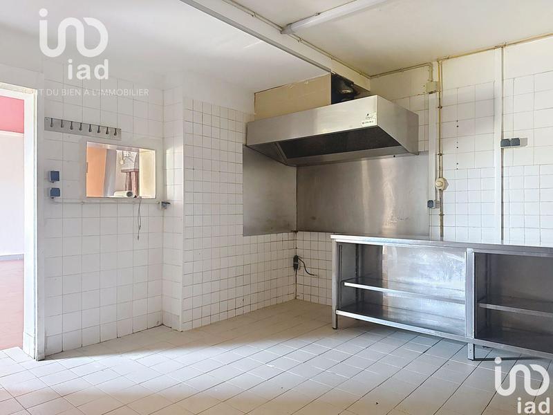 Local commercial - 472 m²