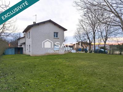 Maison de village - 100 m² - 4 pièces