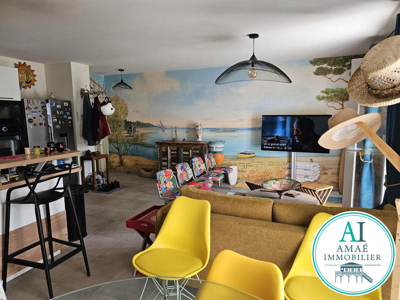 Appartement - 65 m² - 2 pièces