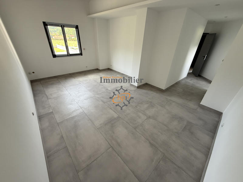 Maison - 164 m² - 6 pièces