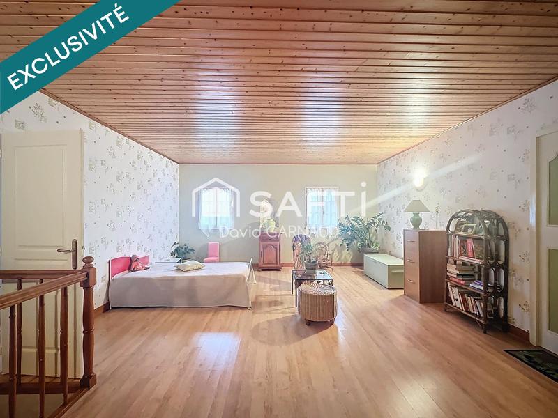 Maison de maîtres - 441 m² - 14 pièces