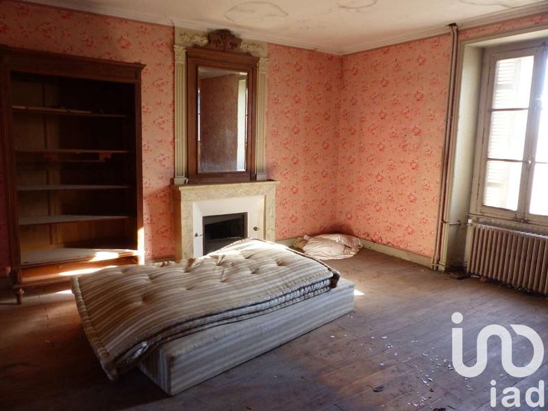 Maison - 205 m² - 9 pièces