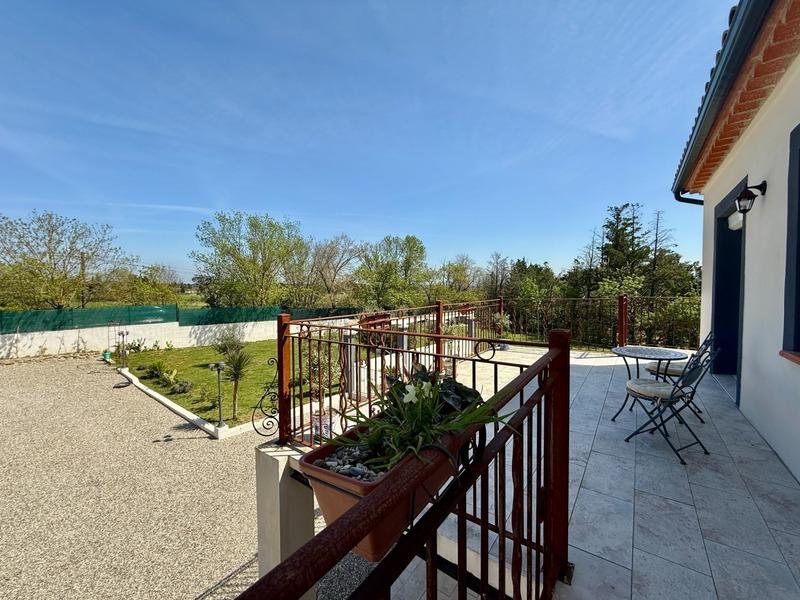 Villa - 194 m² - 9 pièces