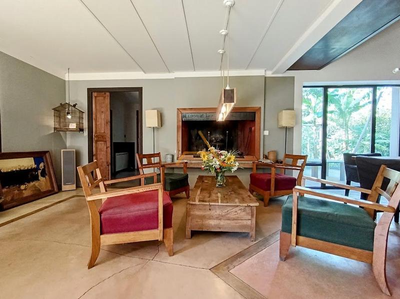 Villa - 240 m² - 8 pièces