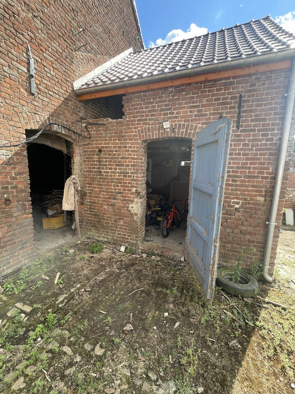 Maison - 140 m² - 1 pièce