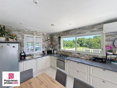 Villa - 80 m² - 5 pièces