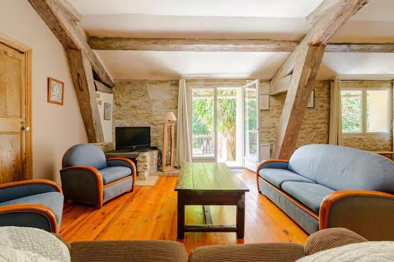 Propriété - 364 m² - 7 pièces