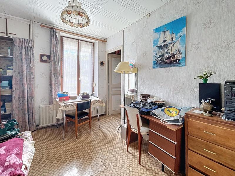 Maison - 89 m² - 6 pièces