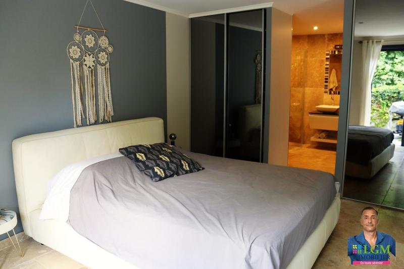 Mas - 397 m² - 14 pièces