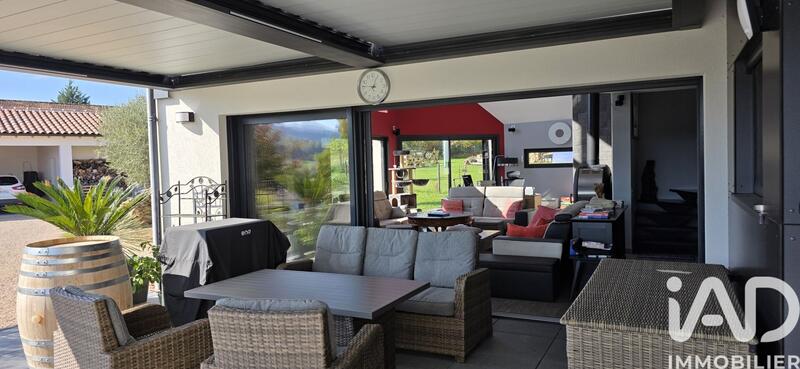 Maison de maîtres - 243 m² - 6 pièces