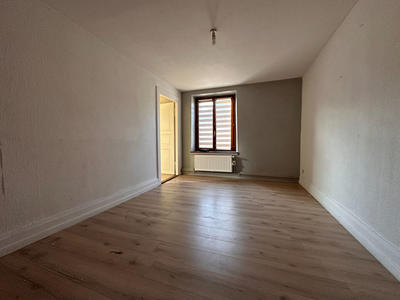 Appartement - 81 m² - 5 pièces