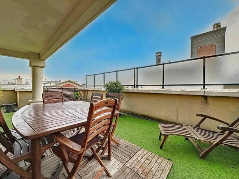 Appartement - 125 m² - 5 pièces