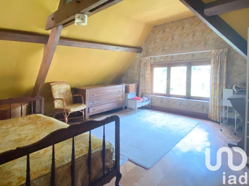 Maison - 280 m² - 9 pièces