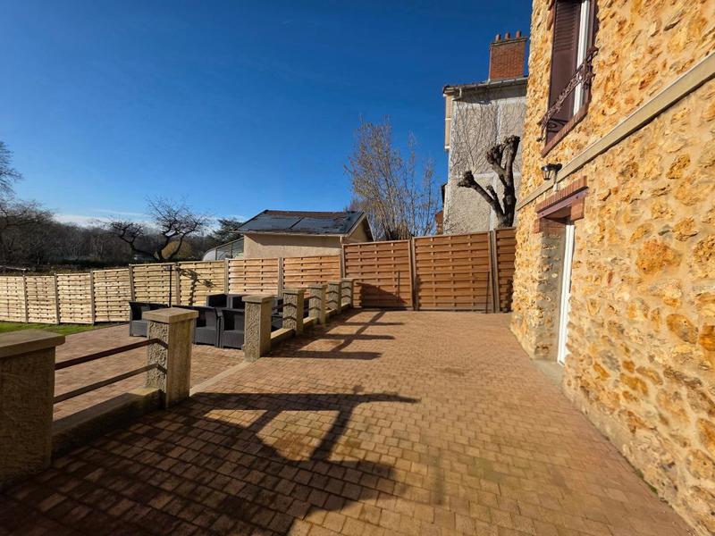 Maison - 110 m² - 5 pièces