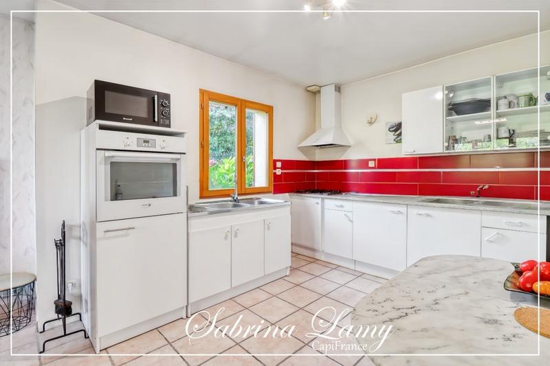 Maison - 93 m² - 4 pièces