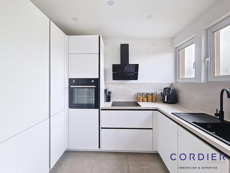 Appartement - 72 m² - 4 pièces