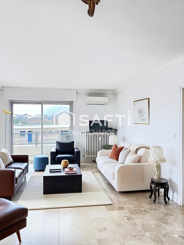 Appartement - 112 m² - 4 pièces