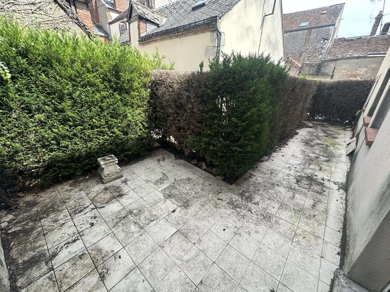 Maison - 104 m² - 5 pièces