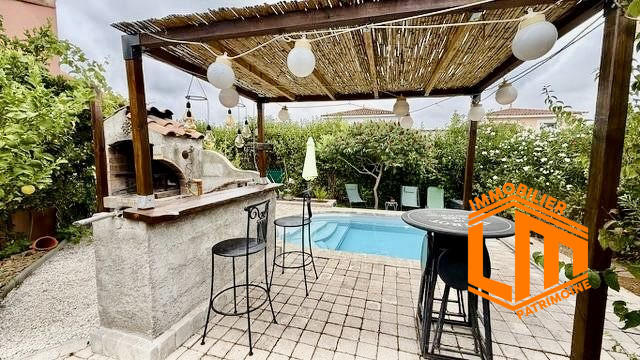 Maison - 93 m² - 5 pièces