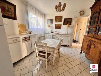 Maison - 175 m² - 7 pièces