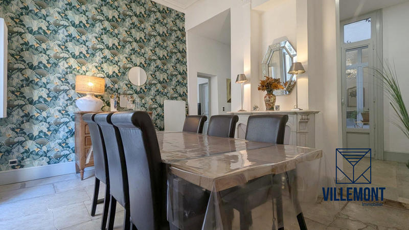 Appartement - 127 m² - 5 pièces